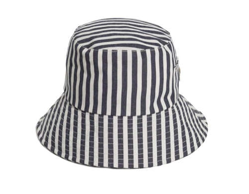 베이리프 Business and Pleasure Co. The Bucket Hat - Lauren&#039;s Navy Stripe